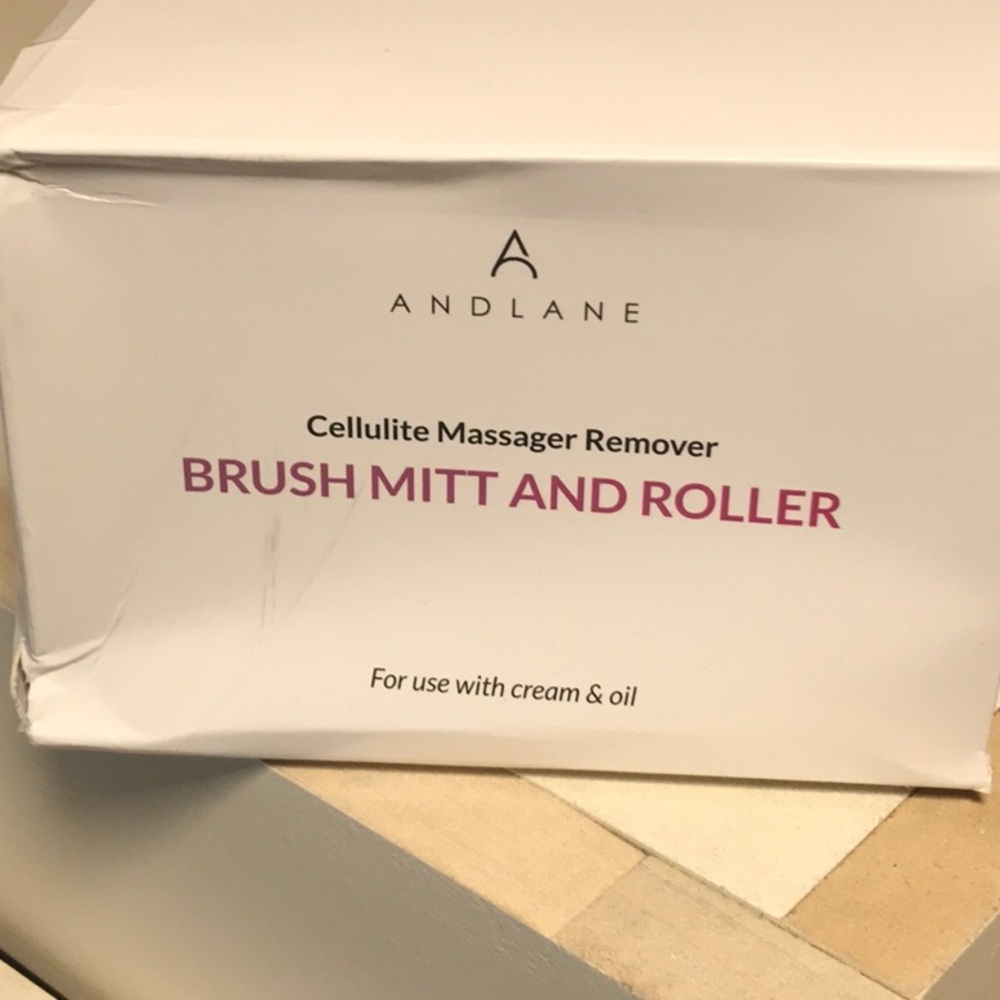 Brush mitt and roller CELLULITE MASSAGER REMOVER